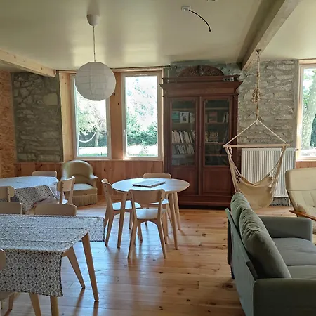 Platane Guest house *